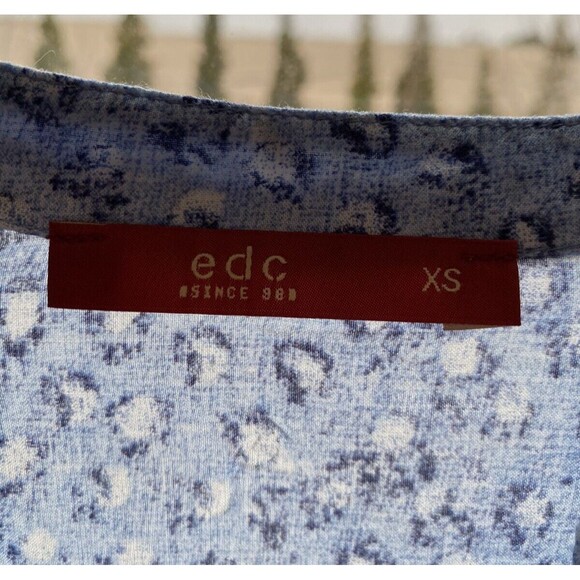 EDC since 98 Womens XS Long Sleeve Blue V Neck Lightweight Tops Shirt - Picture 6 of 9